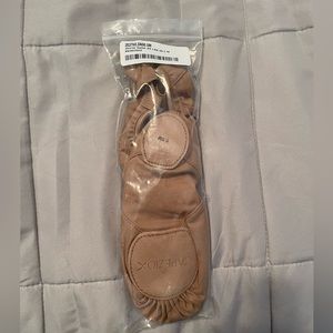 Brand new ballet flats